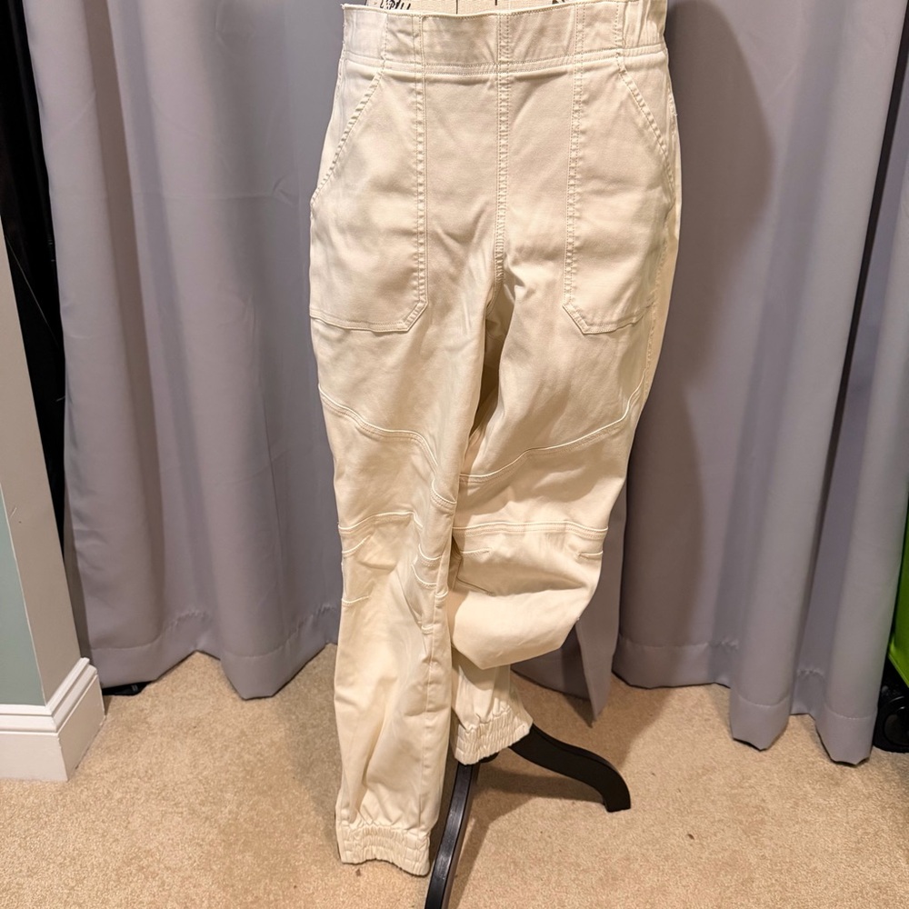 SPANX Cream Twill Joggers - Picture 2 of 4